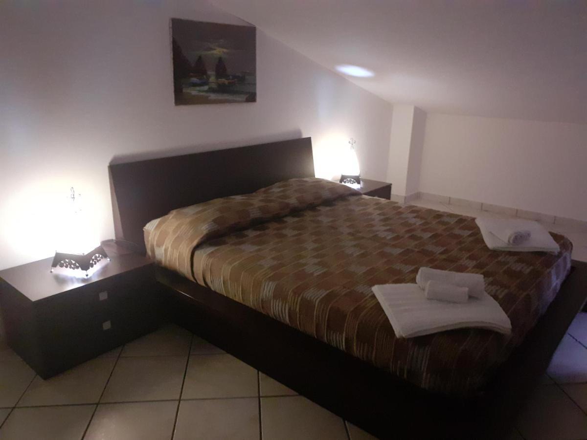 Etna Mare Apartment Маскали Екстериор снимка